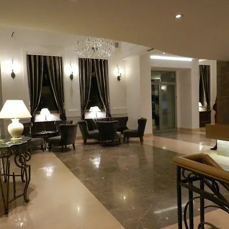 Boutique Kotoni 4*
